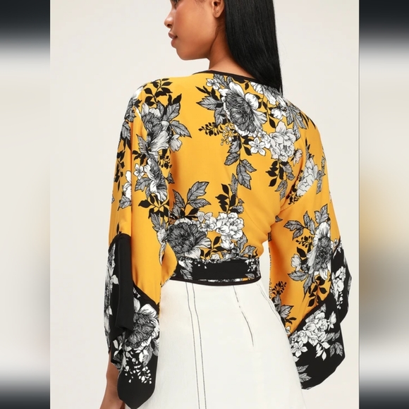 Creative Endeavor Mustard Yellow Multi Floral Print Wrap Top - Picture 3 of 4